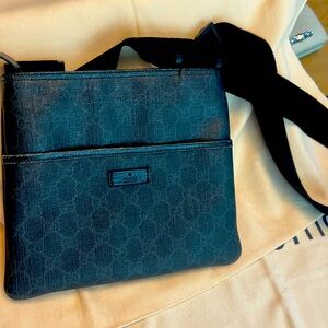 GUCCI satchel/ cross body